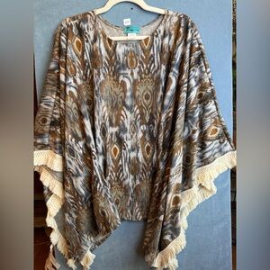 TURQUOISE HAVEN  Bohemian Fringe BLOUSE/Poncho in Brown and Cream size Small